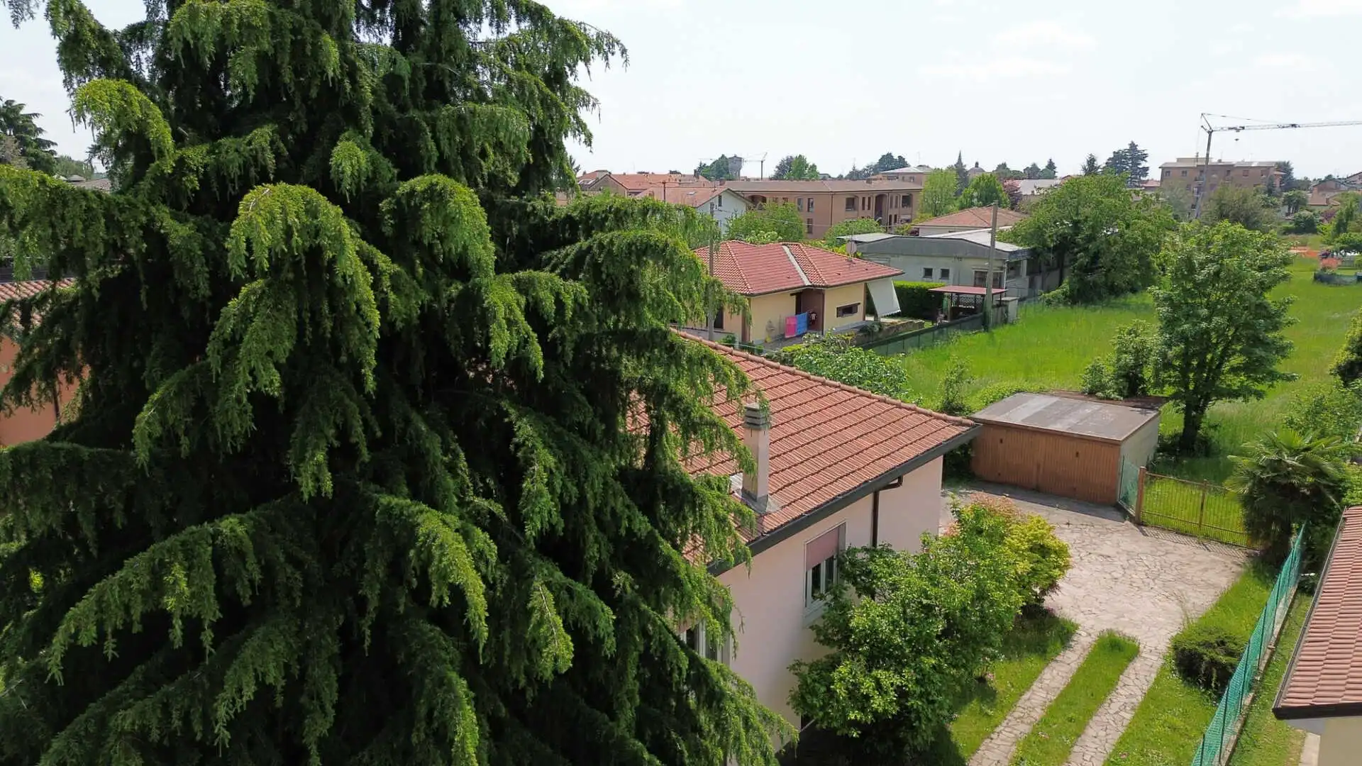 DCIM100MEDIADJI_0179.JPG