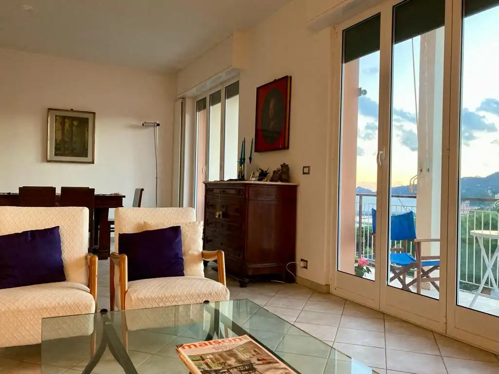 Appartamento in vendita a Rapallo Castello vista mare (18)