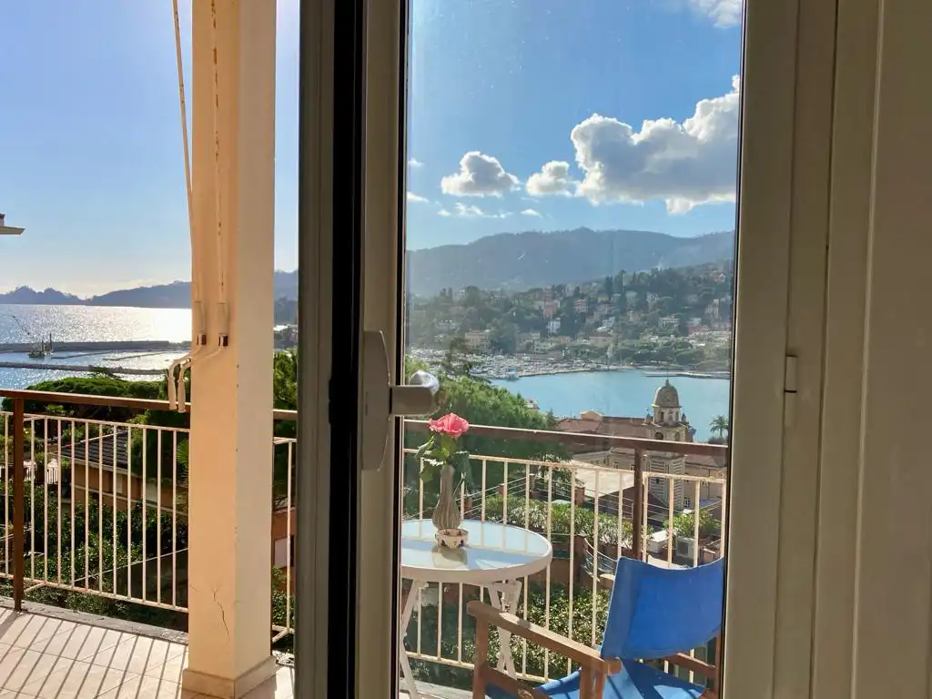 Appartamento in vendita a Rapallo Castello vista mare (4)