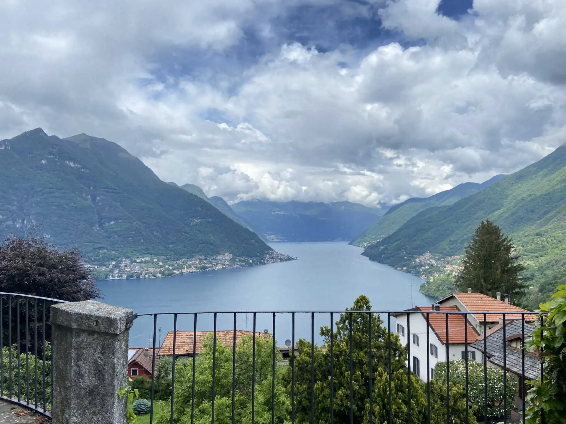 Villa d'epoca di lusso sul lago di Como in vendita (28)