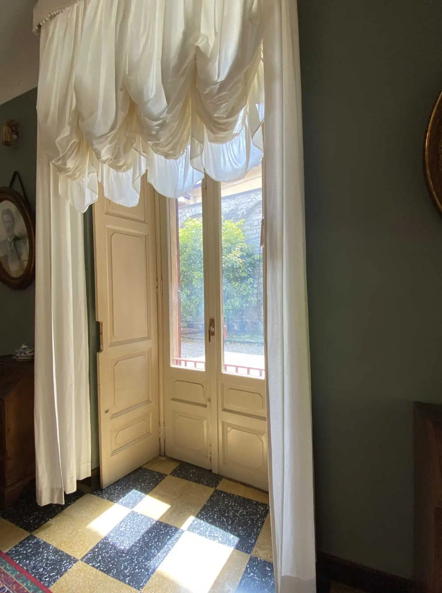 Villa d'epoca di lusso sul lago di Como in vendita (39)