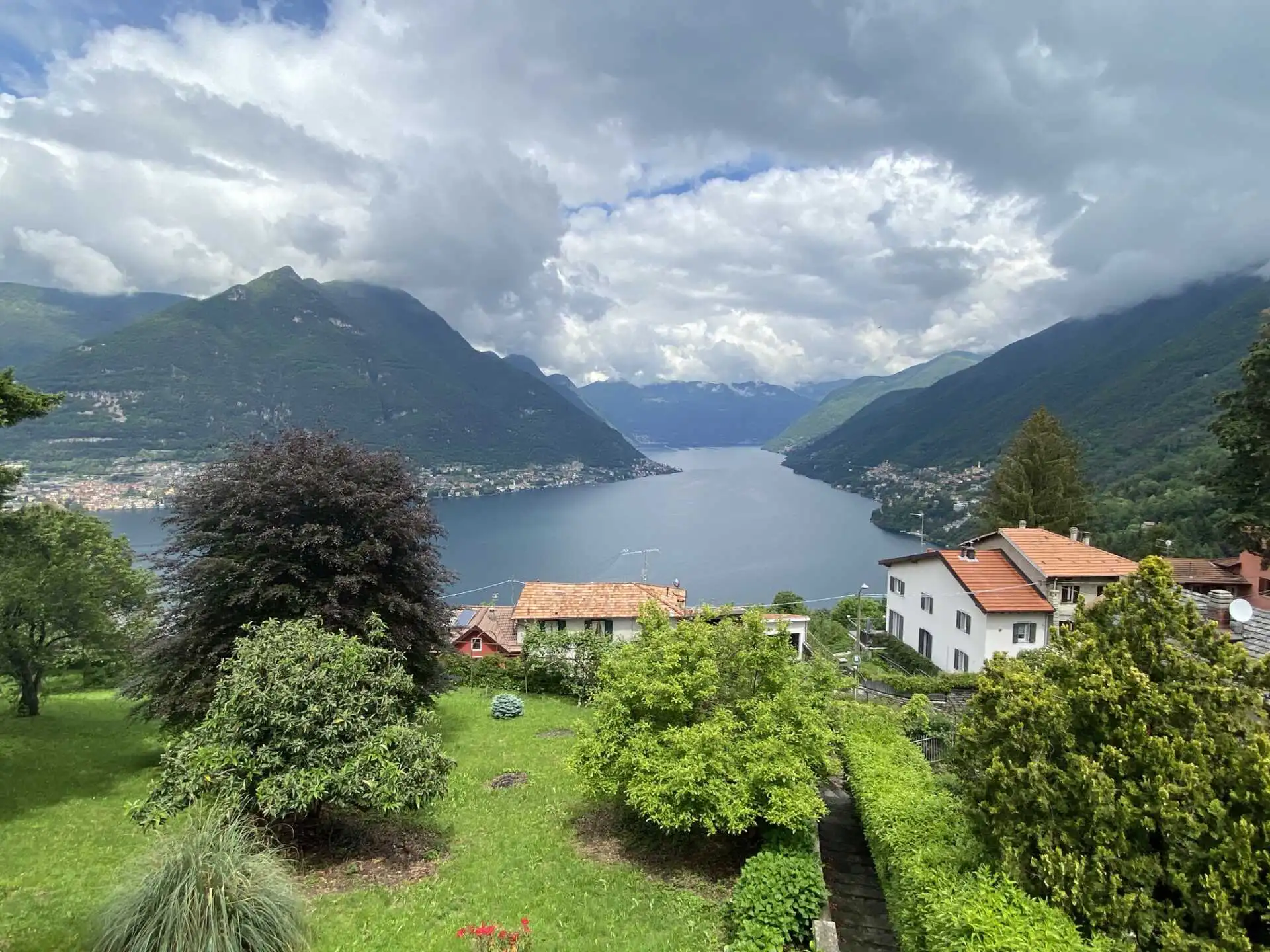 Villa d'epoca di lusso sul lago di Como in vendita (4)