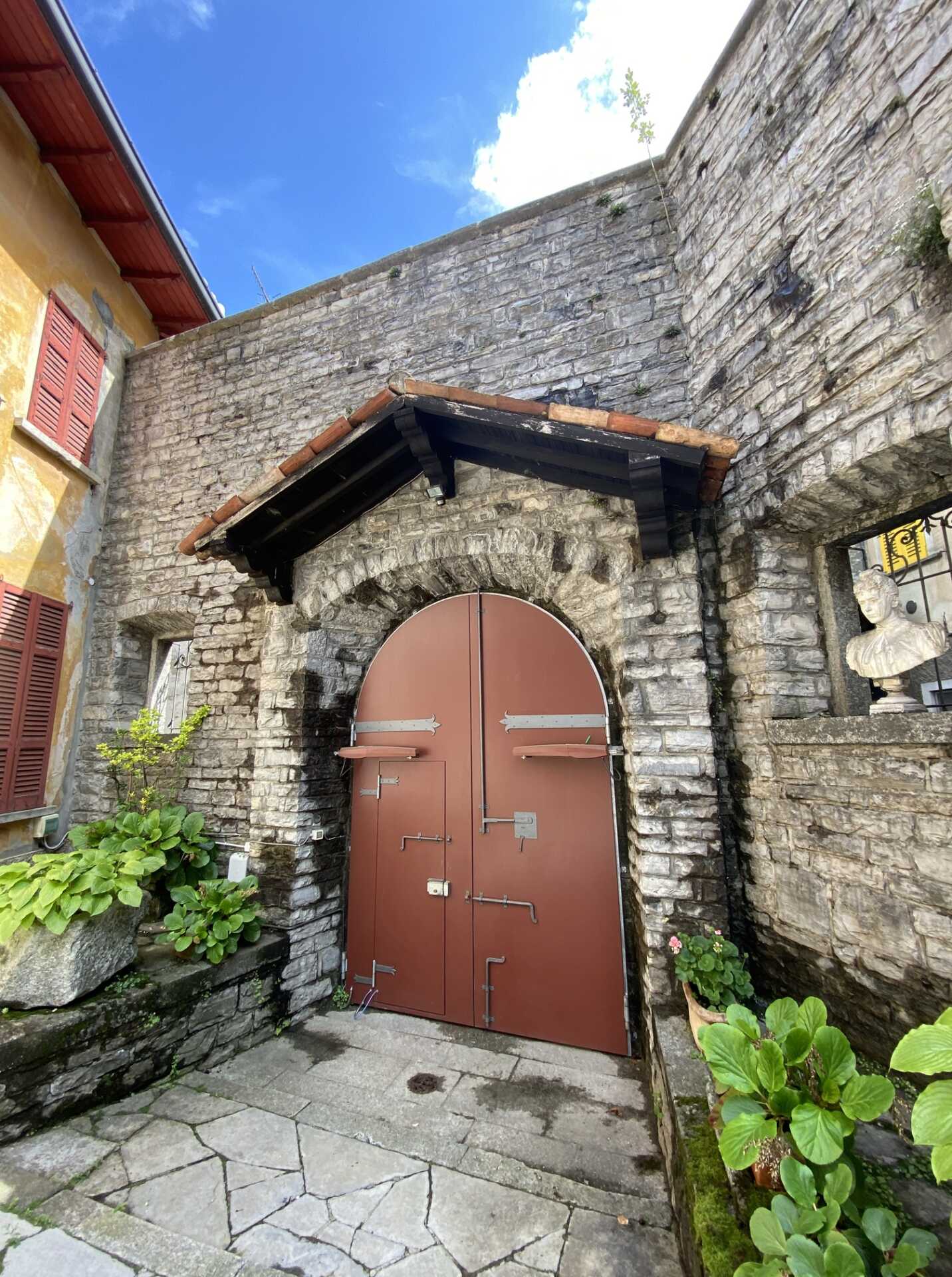 Villa d'epoca di lusso sul lago di Como in vendita (42)