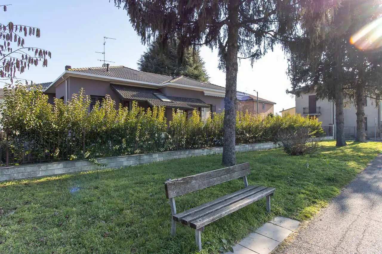 Villa unifamiliare in vendita ad Arcore in classe A4 (25)