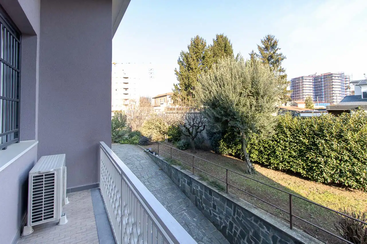 Villa unifamiliare in vendita ad Arcore in classe A4 CASAESTYLE (12)