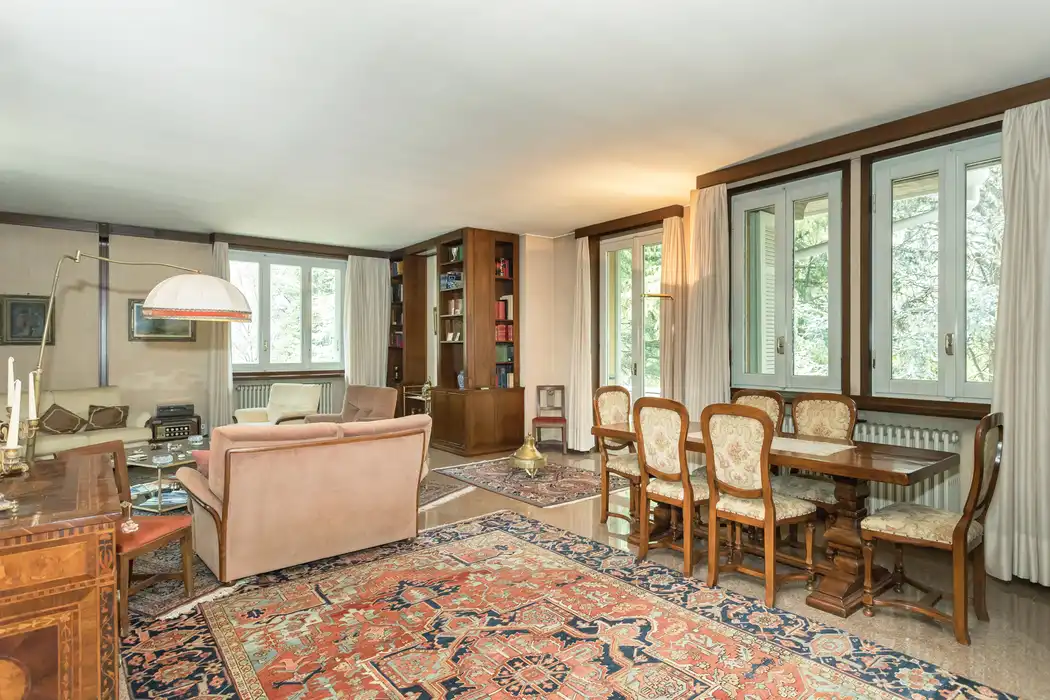 villa-con-piscina-in-vendita-a-monguzzo-como-agenzia-immobiliare-casa&style-immobiliare-milano-brianza (16)