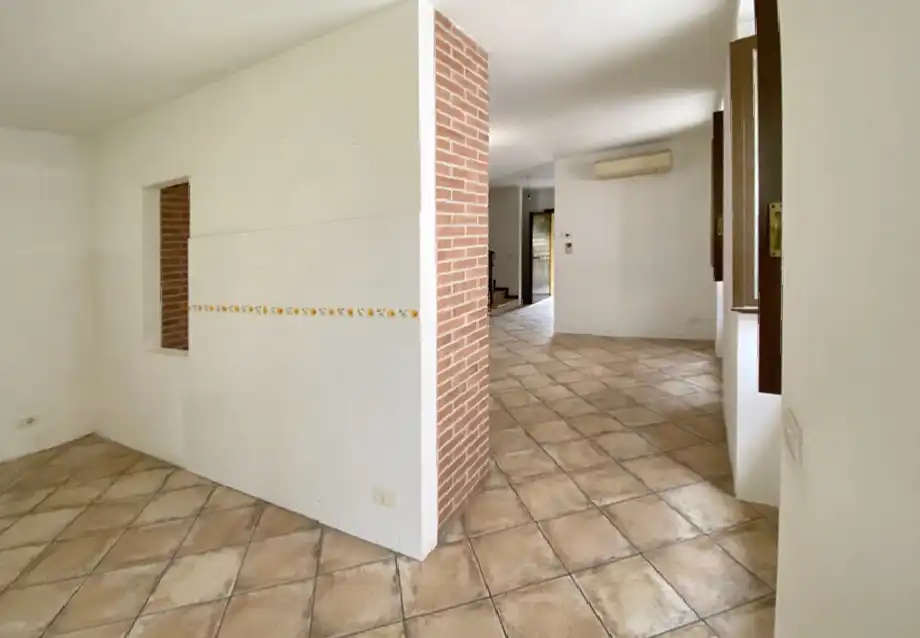 Appartamento Villettina 4 locali indipendente Cornate d'Adda (11)