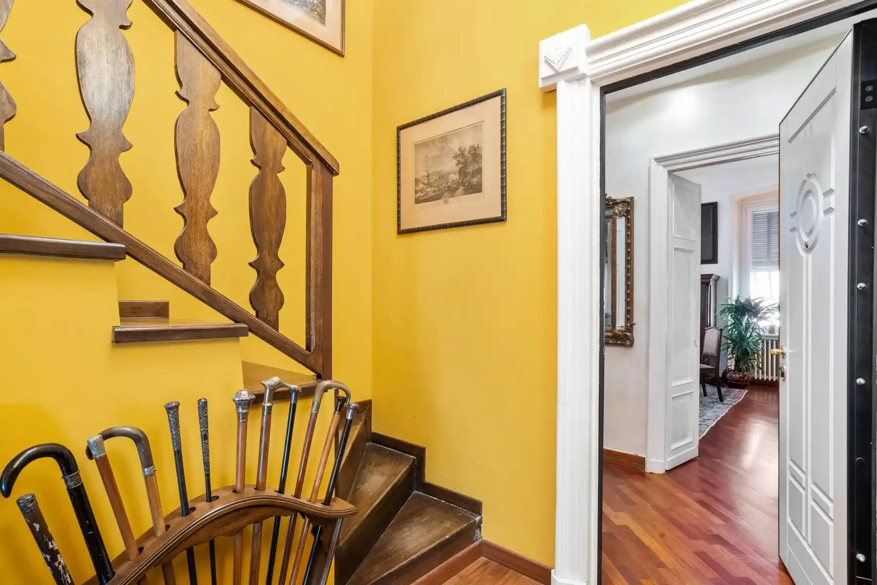 Appartamento in vendita 3 locali ultimo piano mansardato vista lago Maggiore casaestyle (11)