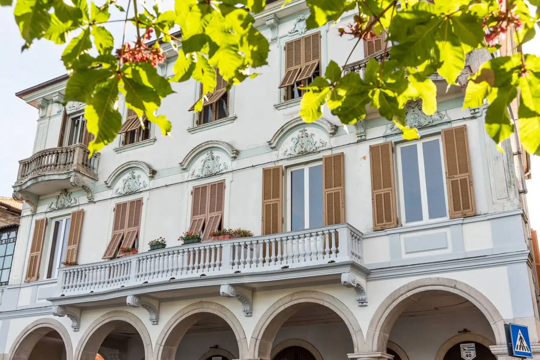 Appartamento in vendita 3 locali ultimo piano mansardato vista lago Maggiore casaestyle (7)