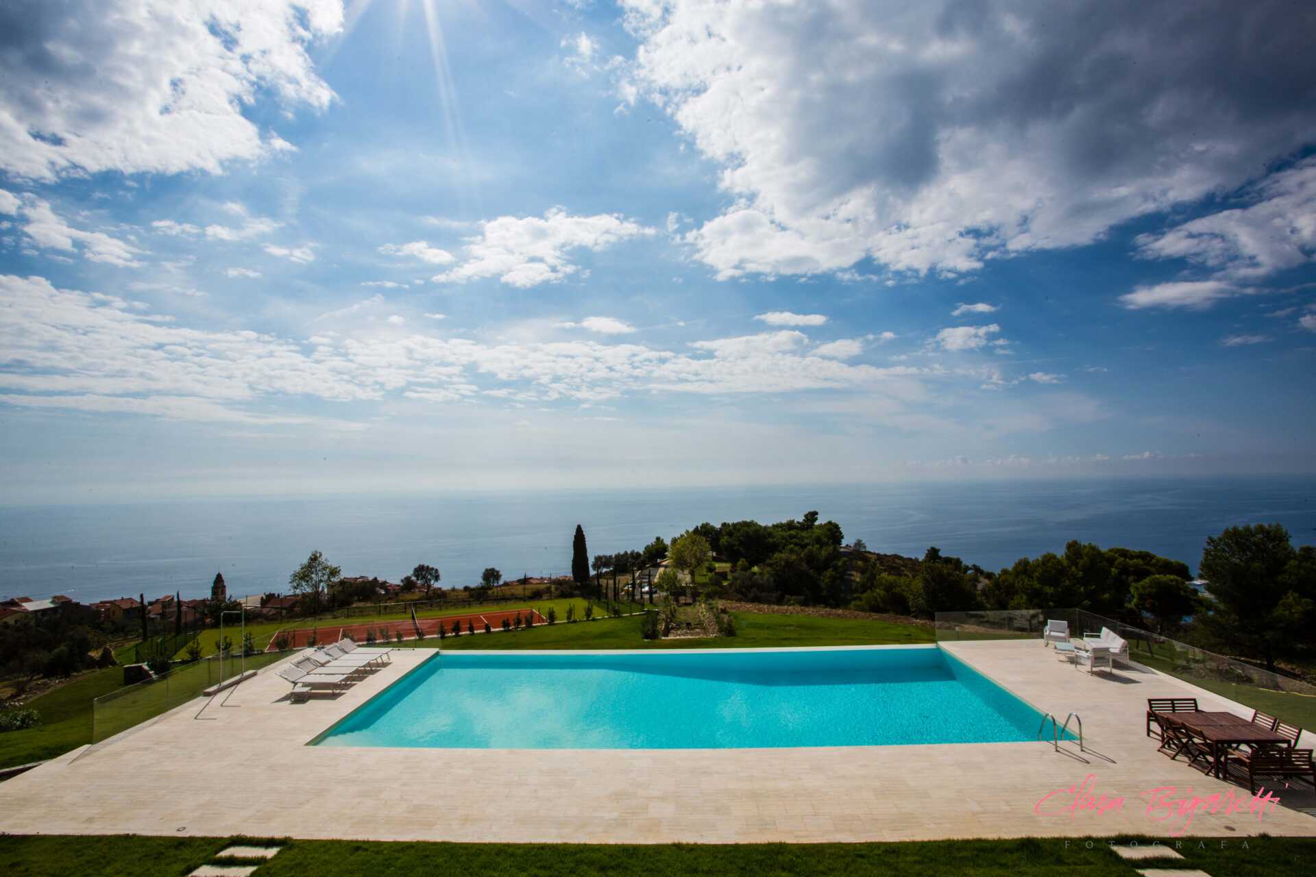 Vendita Villa Singola con Piscina Vista Mare in Liguria Casaestyle (9)