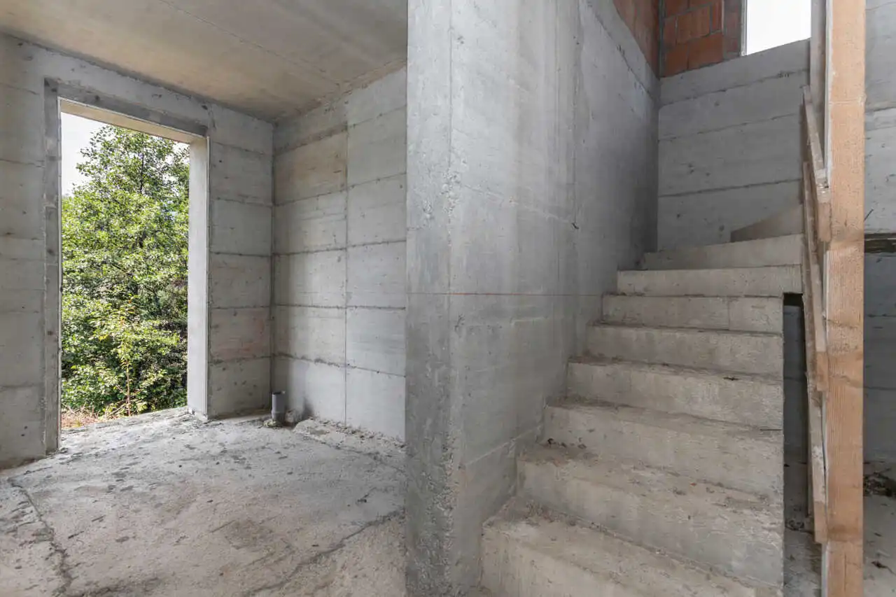 prestigiosa-villa-singola-panoramica-in-vendita-a-santomobono-terme-localita-selino-alta-immobiliare-milano-brianza-casa&style ( (30)