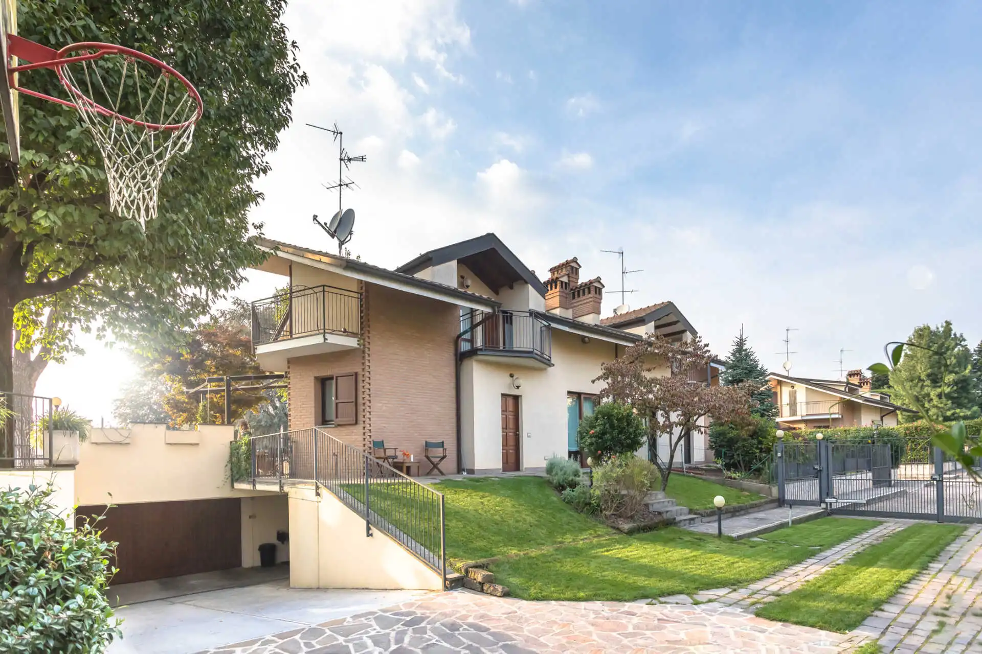 Villa in vendita a Carnate Monza Brianza (3)