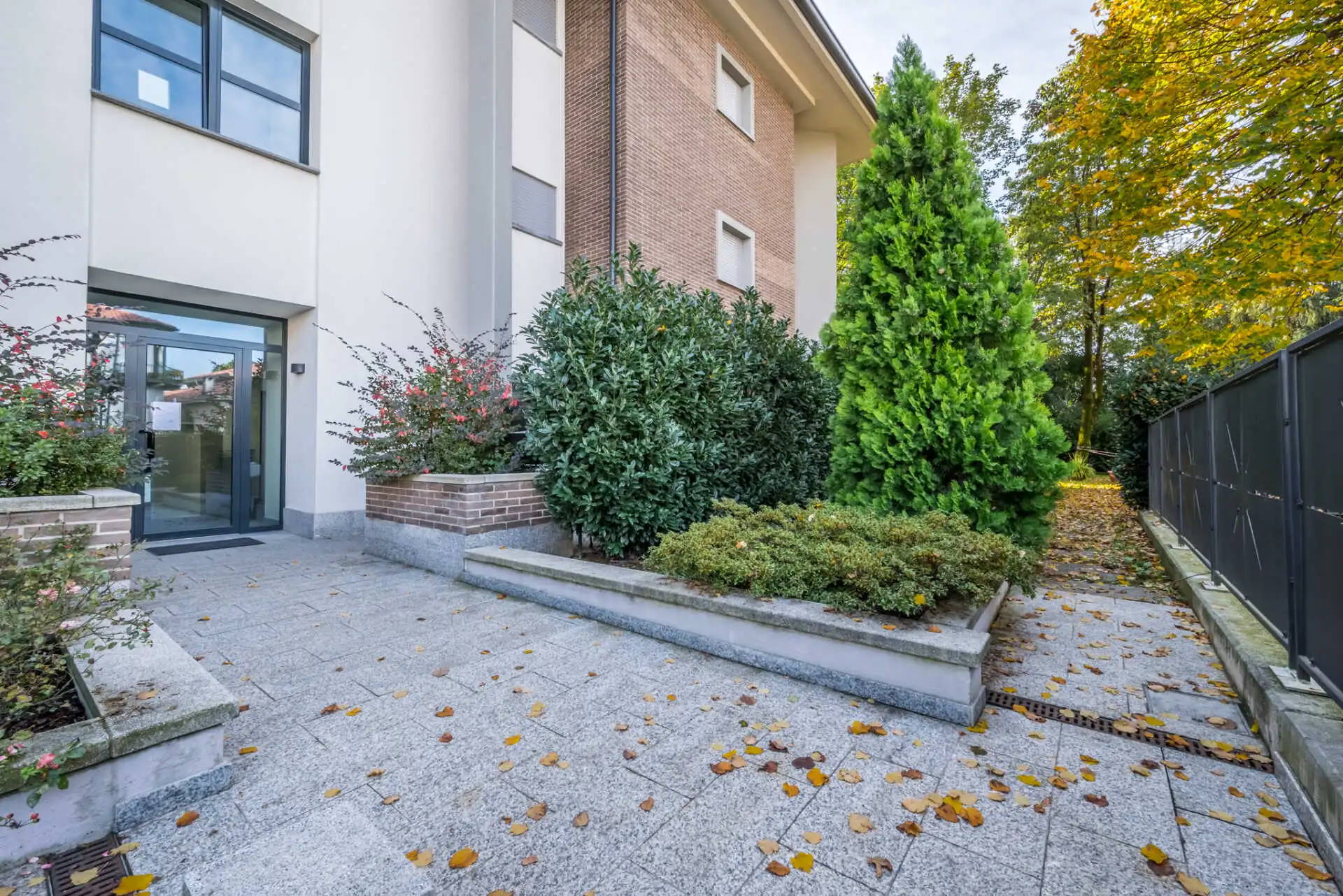 Merate nuova costruzione Attico Terrazzo Vista Panoramica esterni (8)