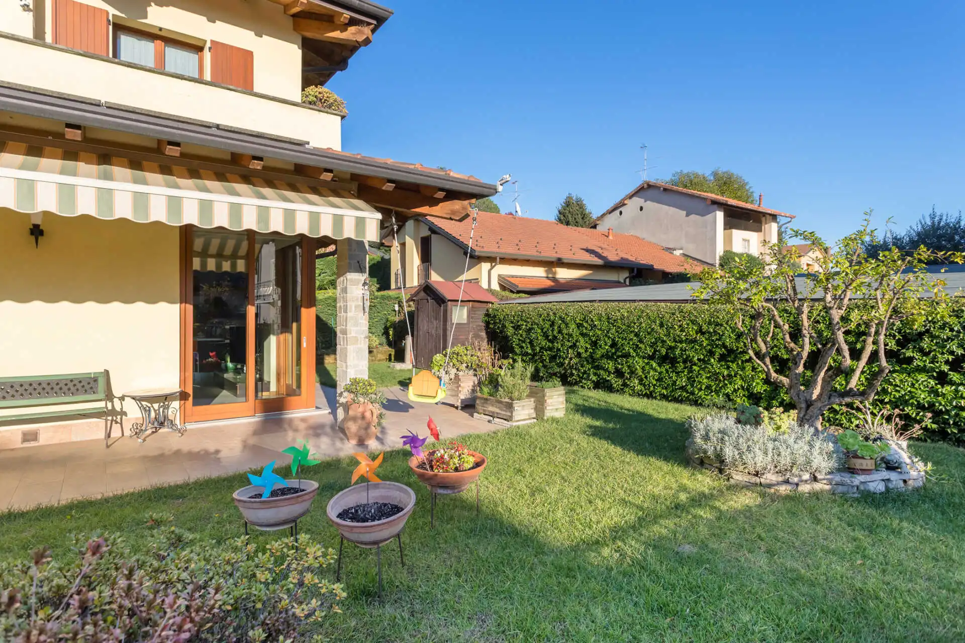 Villa con giardino in vendita a Merate (43)