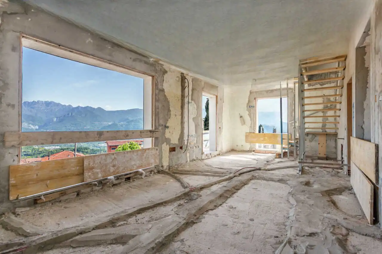 Villa con giardino in vendita a Airuno Lecco panoramica vista lago 5