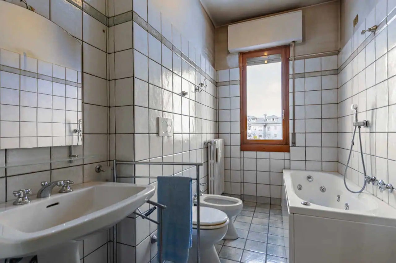 appartamento-in-vendita-a-segrate-3-locali-piano-alto-immobiliare-milano-brianza-casaestyle (22)
