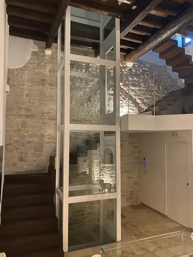 casa-indipendente-in vendita-a-bisceglie-puglia-vista-mare-con-ascensore-ristrutturata (25)