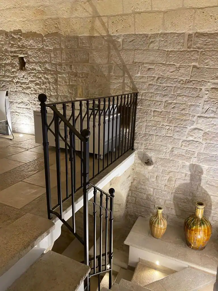 casa-indipendente-in vendita-a-bisceglie-puglia-vista-mare-con-ascensore-ristrutturata (8)