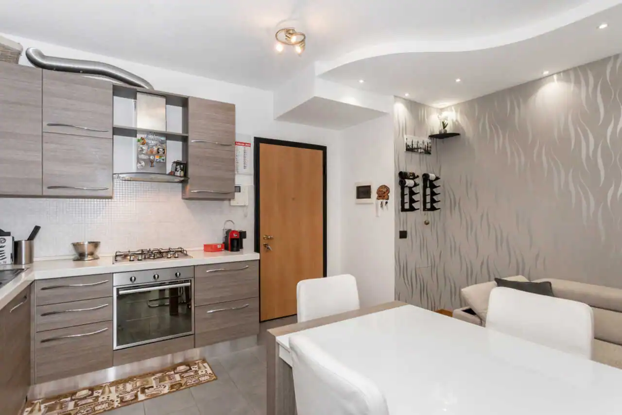appartamento-in-vendita-a-cavenago-di-brianza-trilocale-pari-al-nuovo-casa&style-immobiliare-milano-e-brianza (16)