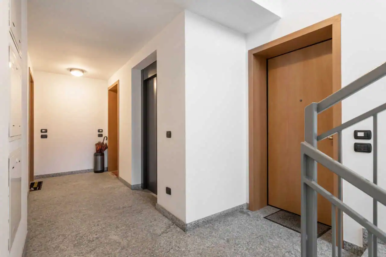 appartamento-in-vendita-a-cavenago-di-brianza-trilocale-pari-al-nuovo-casa&style-immobiliare-milano-e-brianza (7)