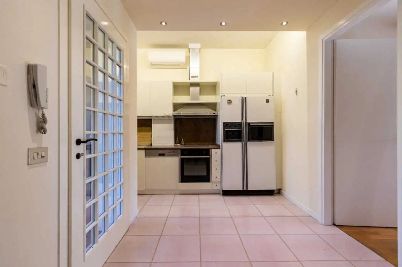 in-vendita-villa-a-schiera-a-lesmo-contesto-esclusivo-con-servizi-riservati-ai-residenti-immobiliare-milano-e-brianza-casa&style (22)