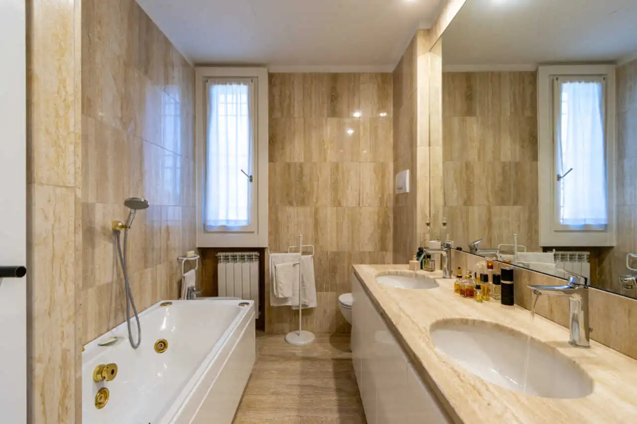 in-vendita-villa-a-schiera-a-lesmo-contesto-esclusivo-con-servizi-riservati-ai-residenti-immobiliare-milano-e-brianza-casa&style (31)