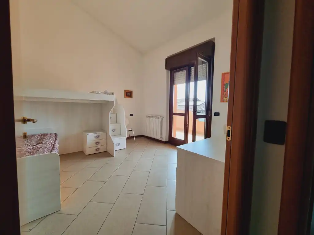appartamento-in-vendita-a-bernareggio-ultimo-piano-immobiliare-milano-e-brianza-casa&style (14)