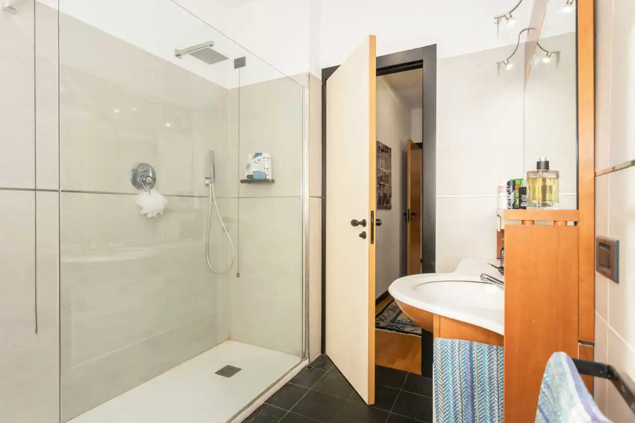 appartamento-in-vendita-a-merate-ultimo-piano-casa&style-immobiliare-milano-e-brianza (20)