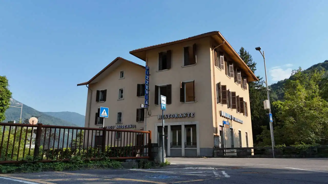 palazzina-in-vendita-a-gaverina-terme-valle-cavallina-bergamo-agenzia-immobiliare-Milano-Brianza-Casa&Style (11)