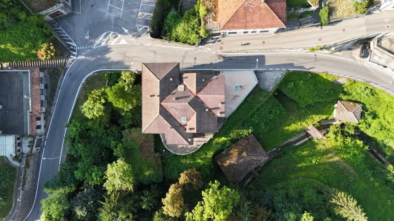 palazzina-in-vendita-a-gaverina-terme-valle-cavallina-bergamo-agenzia-immobiliare-Milano-Brianza-Casa&Style (7)
