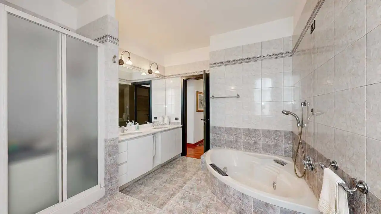 villa-singola-cusano-milanino-in-vendita-immobiliare-milano-e-brianza-casa&style (1)