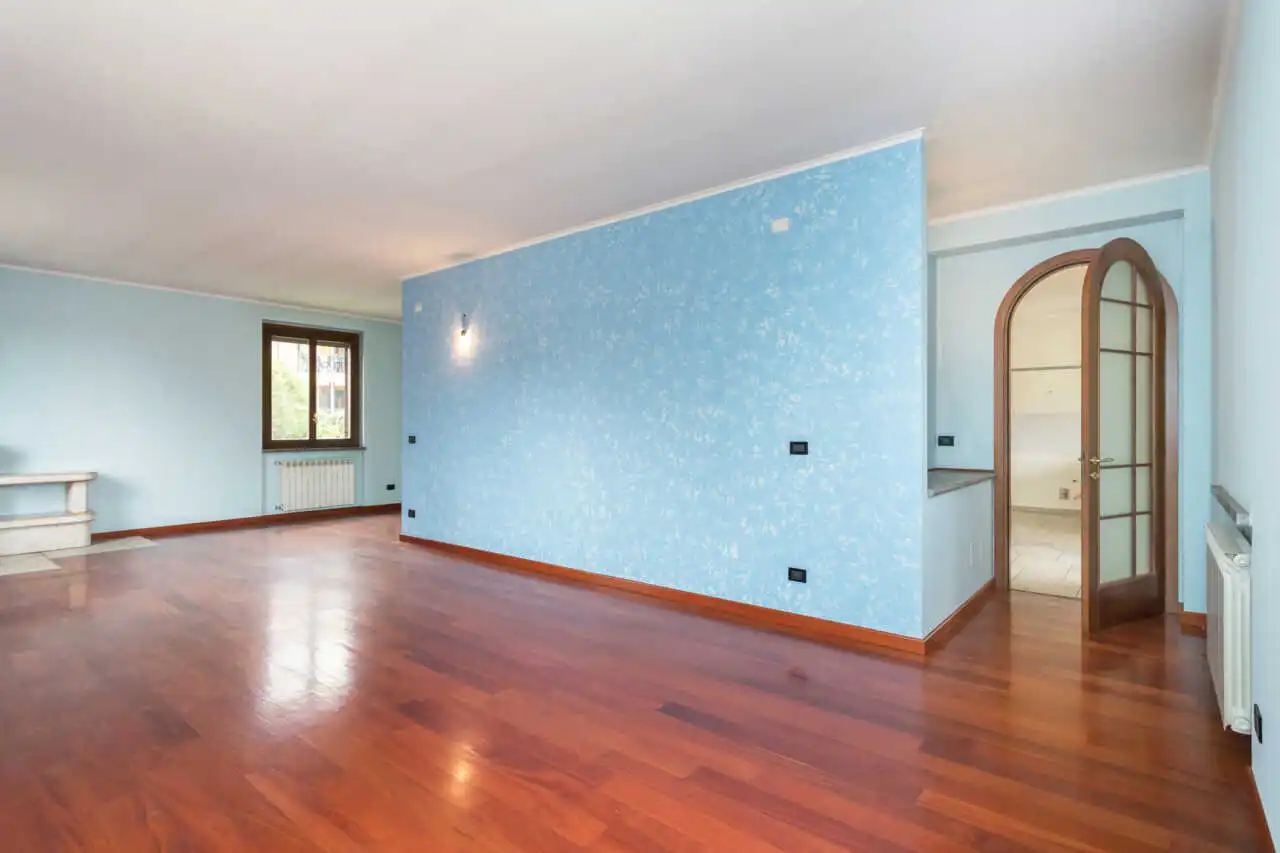 bellusco-casa-indipendente-con-2-appartamenti-e-area-edificabile-agenzia-immobiliare-milano-brianza-casa&style (1)