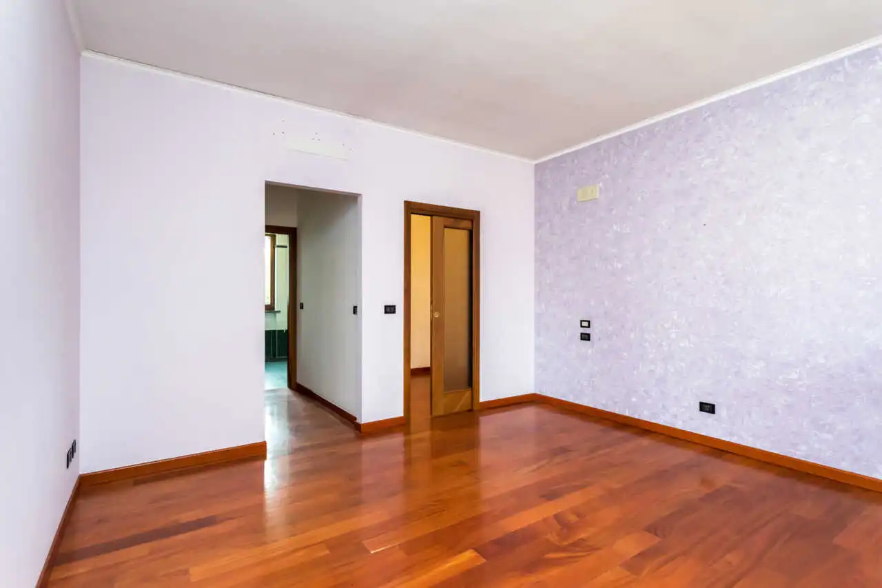 bellusco-casa-indipendente-con-2-appartamenti-e-area-edificabile-agenzia-immobiliare-milano-brianza-casa&style (22)