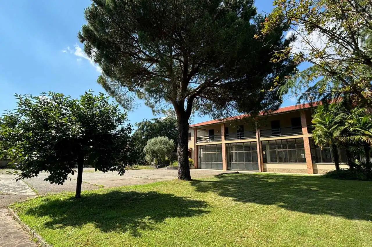 bellusco-casa-indipendente-con-2-appartamenti-e-area-edificabile-agenzia-immobiliare-milano-brianza-casa&style (3)