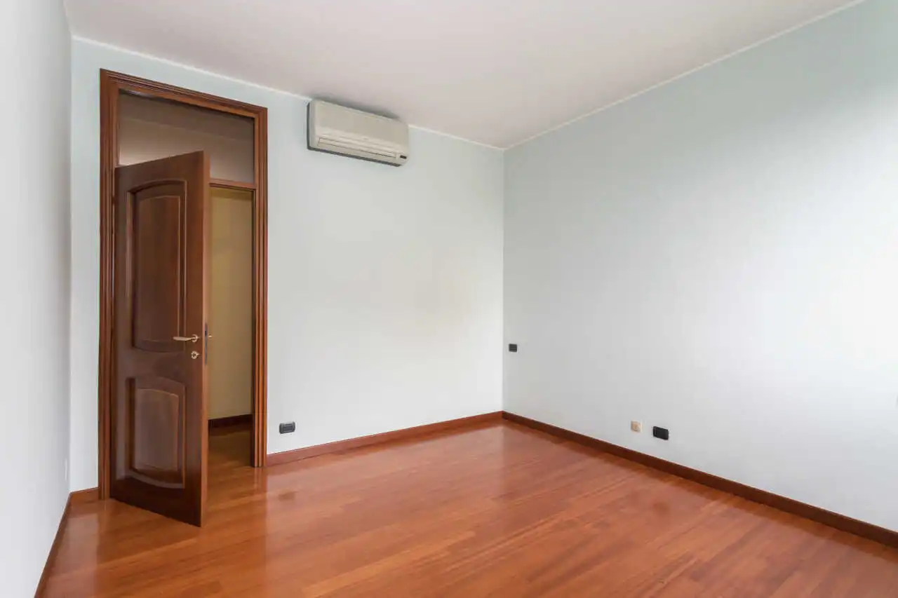 in-vendita-a-bellusco-proprieta-con-2-appartamenti-giardino-deposito-agenzia-immobiliare-milano-brianza-casa&style (14)