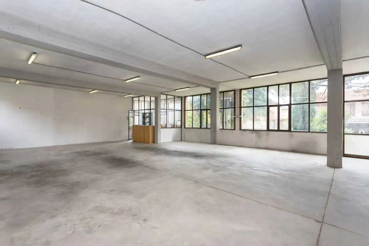 in-vendita-a-bellusco-proprieta-con-2-appartamenti-giardino-deposito-agenzia-immobiliare-milano-brianza-casa&style (2)