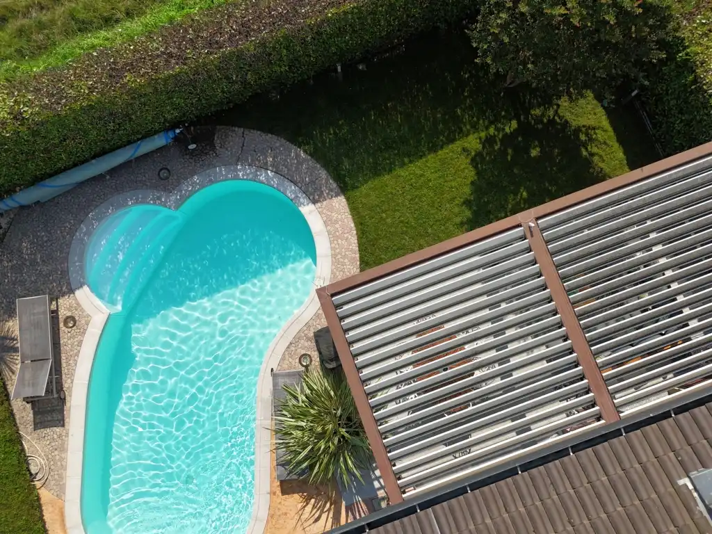 splendida-villa-con-piscina-in-vendita-a-usmate-velate-agenzia-immobiliare-milano-brianza-casa&style (38)
