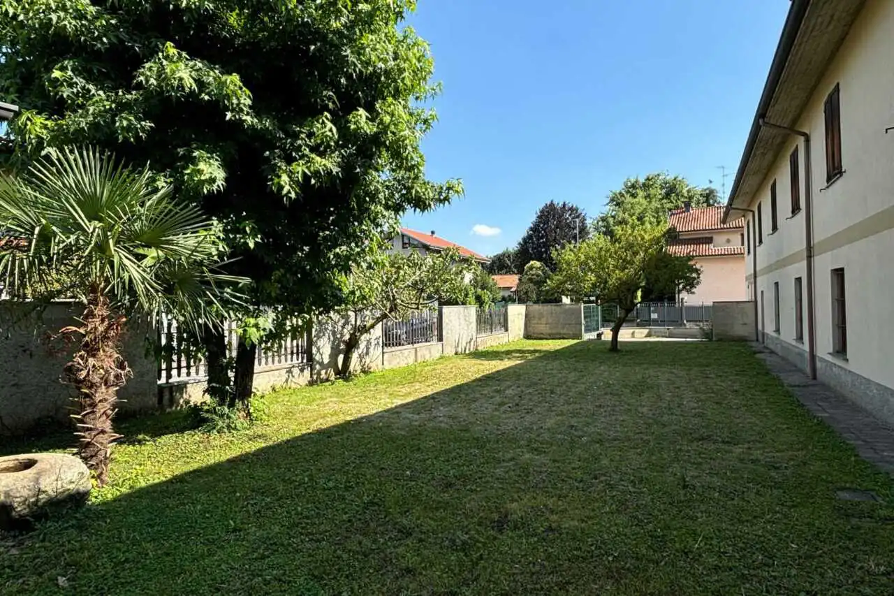 vendita-bellusco-palazzina-terra-cielo-agenzia-immobiliare-milano-brianza-casa&style (9)