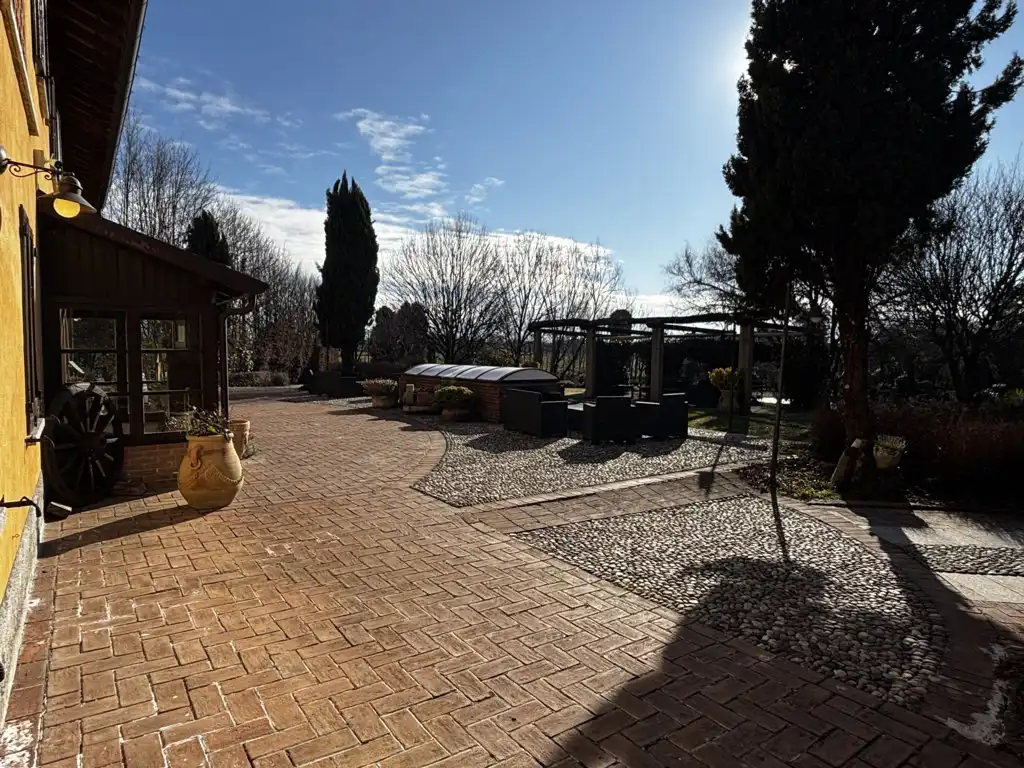 cascina-ristrutturata-in-vendita-a-osnago-lecco-brianza-agenzia-immobiliare-milano-e-brianza-casa&style-valutazioni-gratuite (40)
