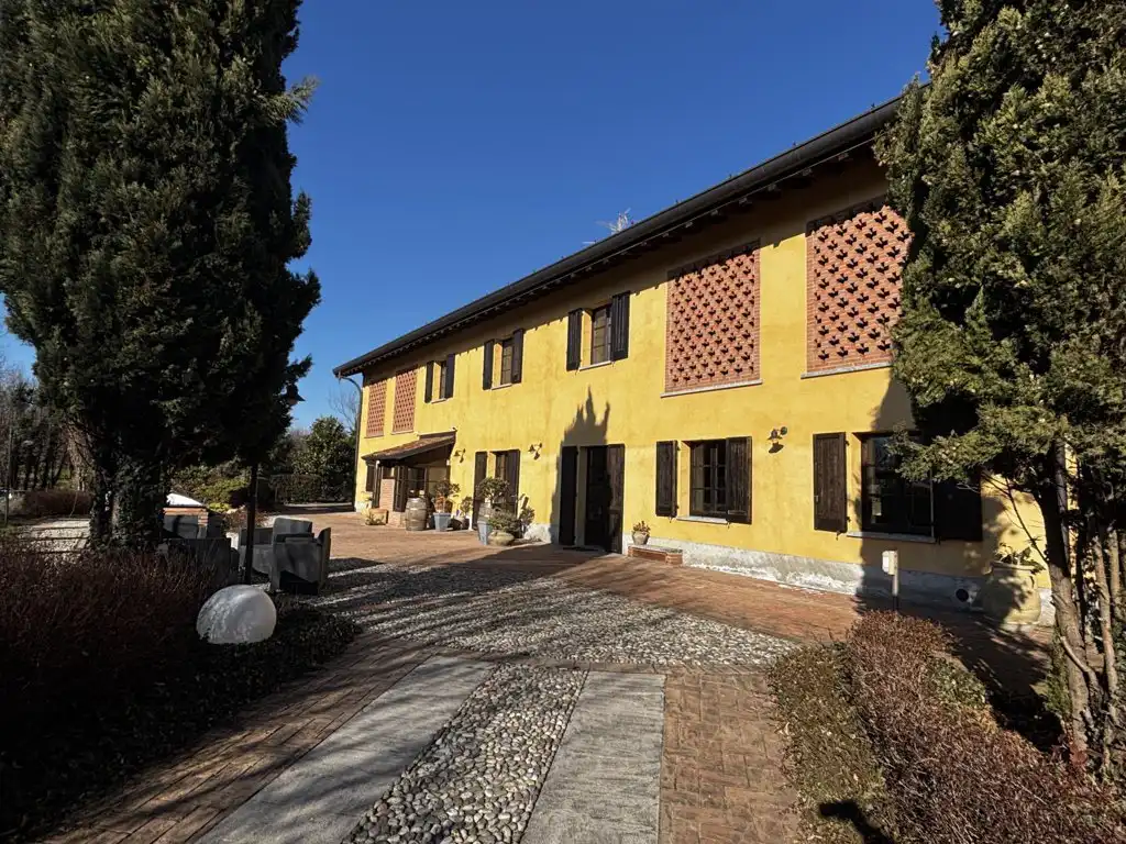 cascina-ristrutturata-in-vendita-a-osnago-lecco-brianza-agenzia-immobiliare-milano-e-brianza-casa&style-valutazioni-gratuite (41)