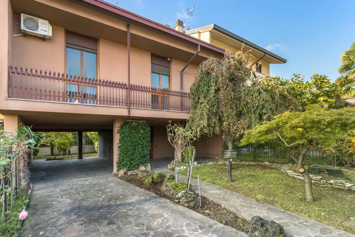 villa-in-vendita-a-concorezzo-agenzia-immobiliare-ca (5)