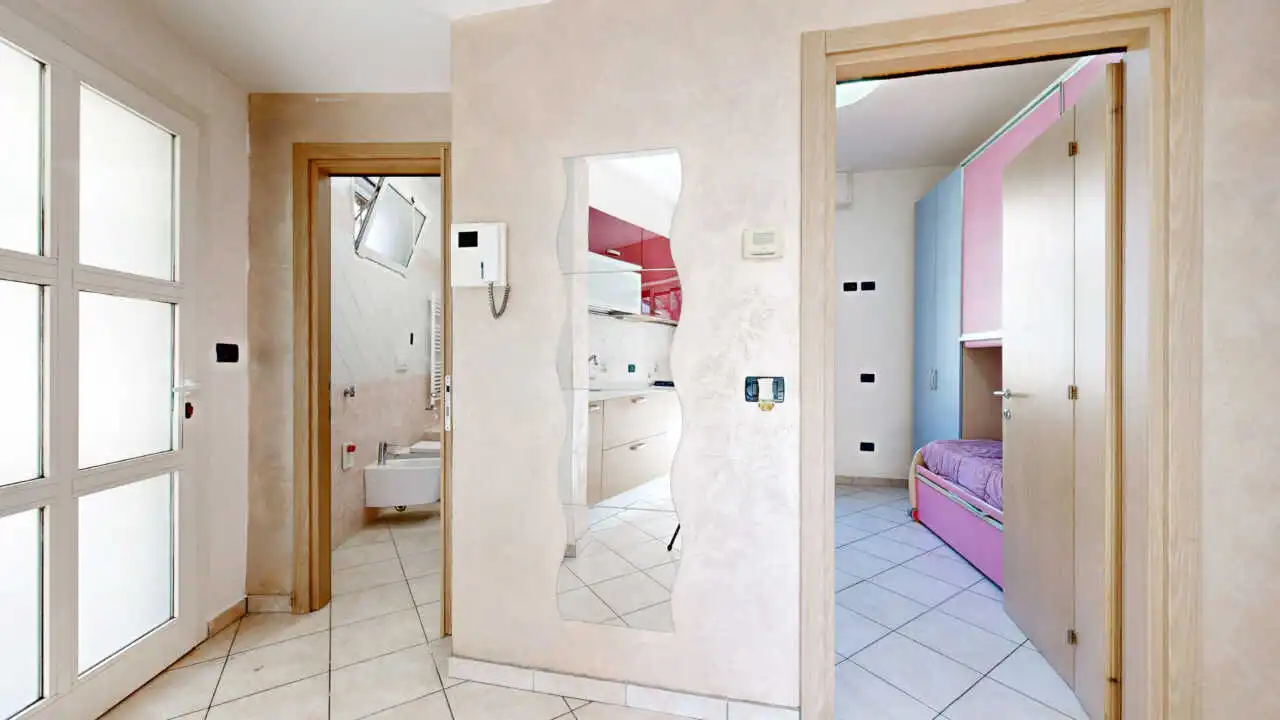 villa-a-cusano-milanino-in-vendita-porzione-bifamiliare-casa&style-agenzia-immobiliare-milano-brianza-12
