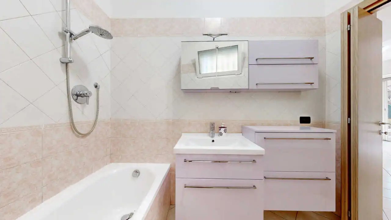 villa-a-cusano-milanino-in-vendita-porzione-bifamiliare-casa&style-agenzia-immobiliare-milano-brianza-17
