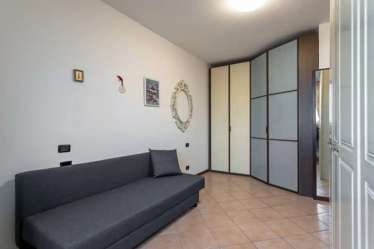 appartamento-a-busnago-in-vendita-ultimo-piano-3-locali-agenzia-casa&style-13