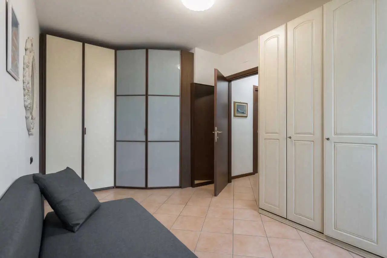 appartamento-a-busnago-in-vendita-ultimo-piano-3-locali-agenzia-casa&style-14