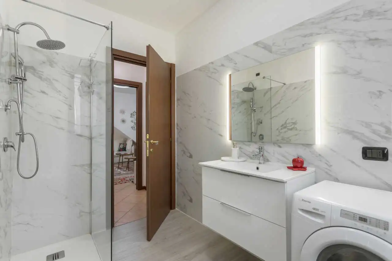 appartamento-a-busnago-in-vendita-ultimo-piano-3-locali-agenzia-casa&style-15