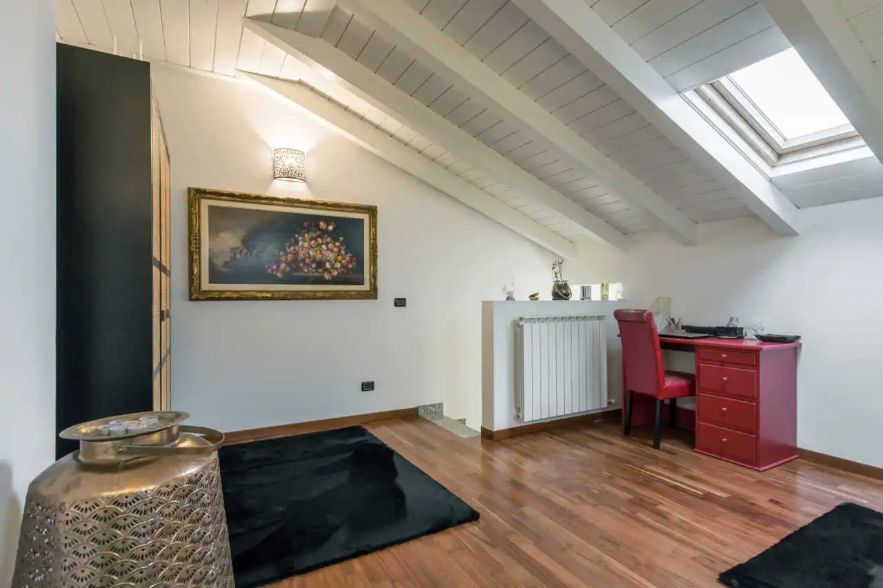 appartamento-a-busnago-in-vendita-ultimo-piano-3-locali-agenzia-casa&style-26