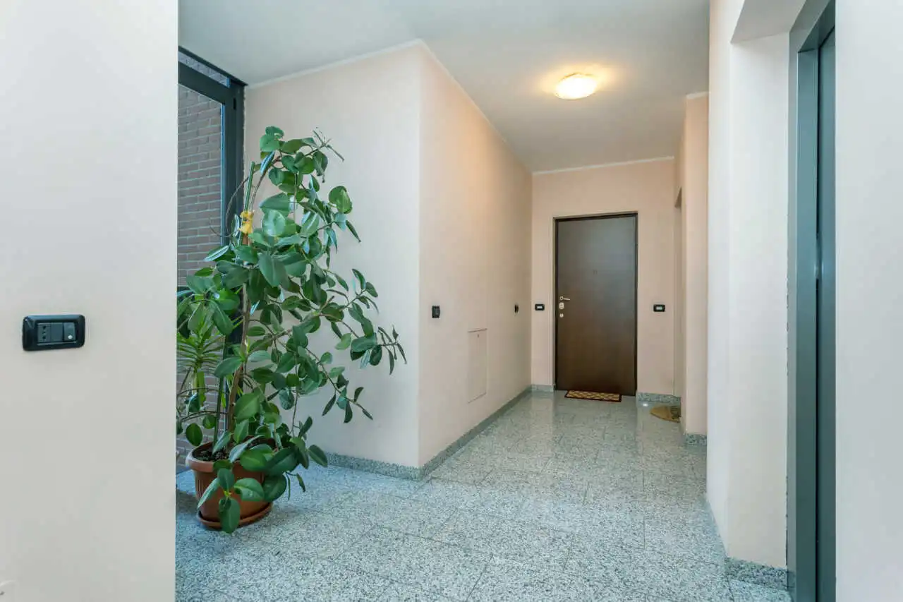 appartamento-a-busnago-in-vendita-ultimo-piano-3-locali-agenzia-casa&style-27