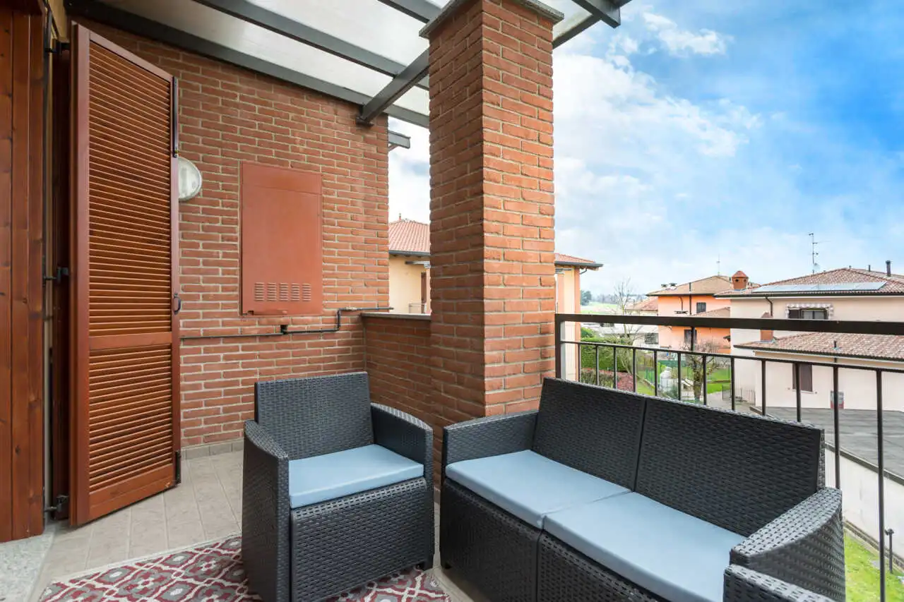 appartamento-a-busnago-in-vendita-ultimo-piano-3-locali-agenzia-casa&style-8