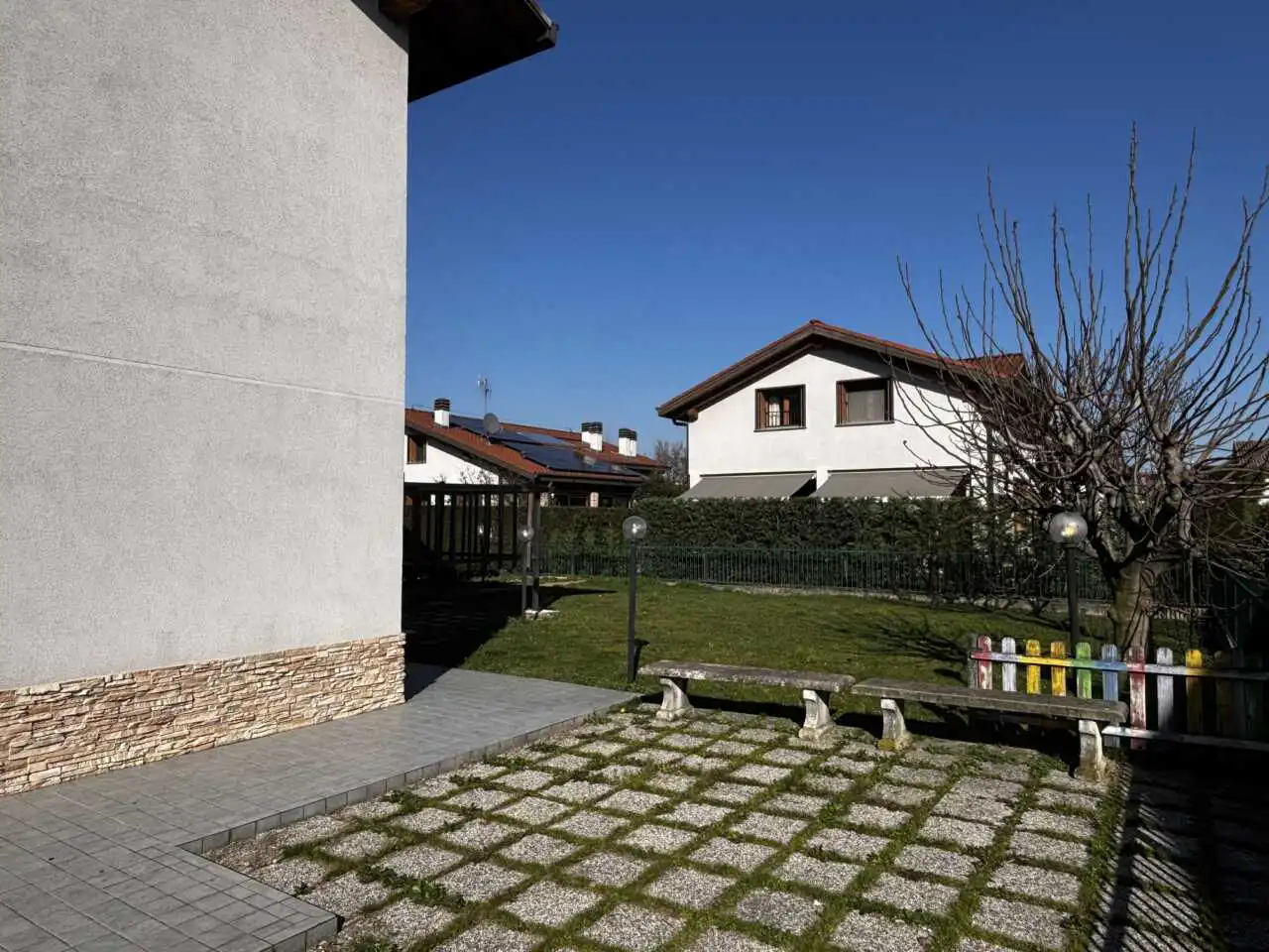 appartamento-con-giardino-a-cambiago-in-vendita-agenzia-immobiliare-milano-e-brianza-casa&style (1)